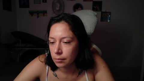 Snapshot of hot_mommymia chatting on 16, 6, 2026 Mia online show from 16, 6, 2026