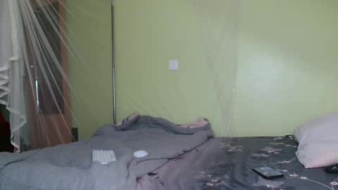 hot_moxie online show from 18, 12, 2025