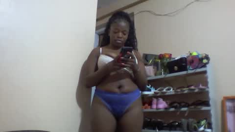 Snapshot of hot_nisha33 chatting on 8, 9, 2025 hot_nisha33 online show from 8, 9, 2025