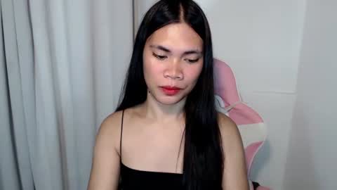 Snapshot of hot_pauline chatting on 25, 4, 2026 hot_pauline online show from 25, 4, 2026
