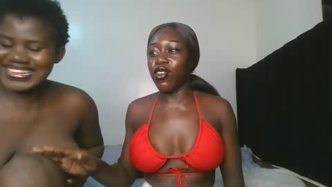 Snapshot of hot_petite1 chatting on 4, 4, 2026 Hot petite online show from 4, 4, 2026