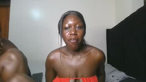 Snapshot of hot_petite1 chatting on 6, 4, 2026 Hot petite online show from 6, 4, 2026