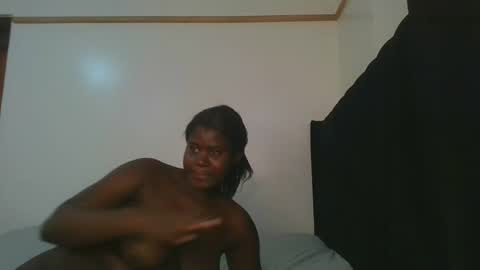 Snapshot of hot_petite1 chatting on 12, 4, 2026 Hot petite online show from 12, 4, 2026