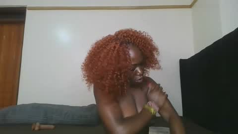 Snapshot of hot_petite1 chatting on 13, 4, 2026 Hot petite online show from 13, 4, 2026