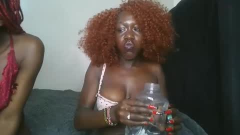 Snapshot of hot_petite1 chatting on 15, 4, 2026 Hot petite online show from 15, 4, 2026