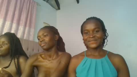 Snapshot of hot_petite12 chatting on 30, 6, 2026 Petite online show from 30, 6, 2026