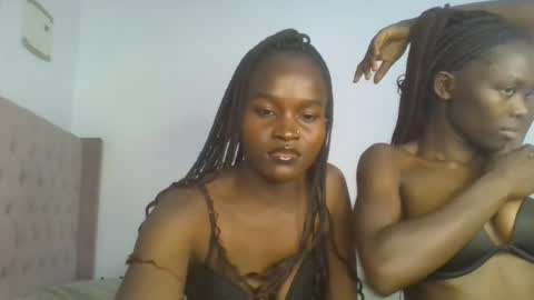 Snapshot of hot_petite12 chatting on 1, 7, 2026 Petite online show from 1, 7, 2026
