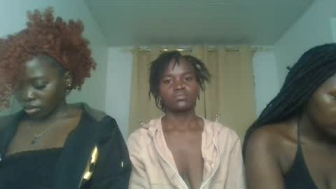 Snapshot of hot_petite12 chatting on 27, 7, 2026 Petite online show from 27, 7, 2026