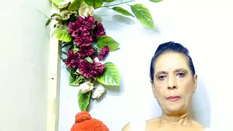 Snapshot of hot_queen58 chatting on 9, 6, 2026 hot queen online show from 9, 6, 2026