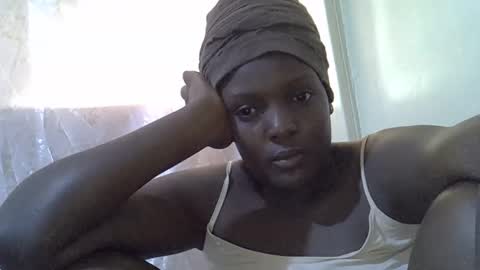 RAYLAH online show from 10, 4, 2026