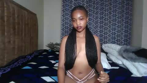 Snapshot of hot_sexy_babe chatting on 4, 5, 2026 Bellah online show from 4, 5, 2026