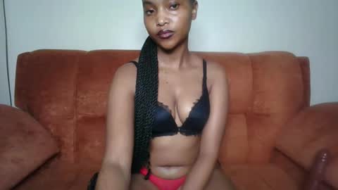 Snapshot of hot_sexy_babe chatting on 11, 5, 2026 Bellah online show from 11, 5, 2026
