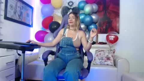 hot sexy bunny online show from 22, 11, 2025