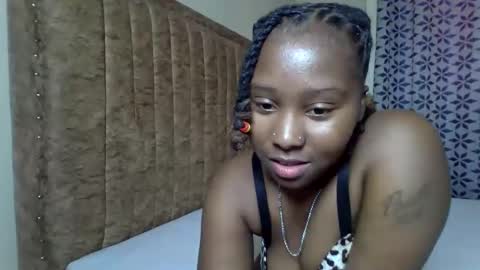 Snapshot of hot_sexy_queen chatting on 9, 4, 2026 Bellah online show from 9, 4, 2026