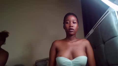 hot sexyy ladyy online show from 11, 3, 2025