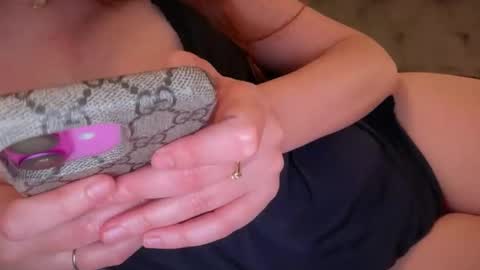 Snapshot of hotasember chatting on 5, 12, 2025 Ember online show from 5, 12, 2025