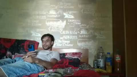 Snapshot of hotbodyboy879506 chatting on 30, 6, 2026 Mihai online show from 30, 6, 2026
