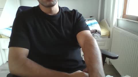 Snapshot of hotboy975334 chatting on 24, 10, 2025 Alp online show from 24, 10, 2025