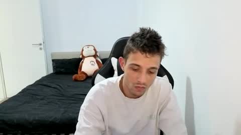 Snapshot of hotboyshorny chatting on 5, 3, 2026 Hotboyshorny online show from 5, 3, 2026