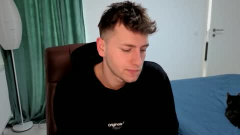 Snapshot of hotboyshorny chatting on 23, 3, 2026 Hotboyshorny online show from 23, 3, 2026