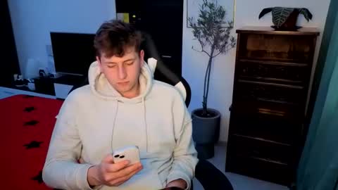 Snapshot of hotboyshorny chatting on 25, 4, 2026 Hotboyshorny online show from 25, 4, 2026