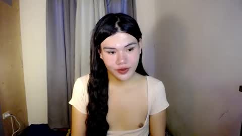 Snapshot of hotbunnyrainx chatting on 6, 3, 2026 rain online show from 6, 3, 2026