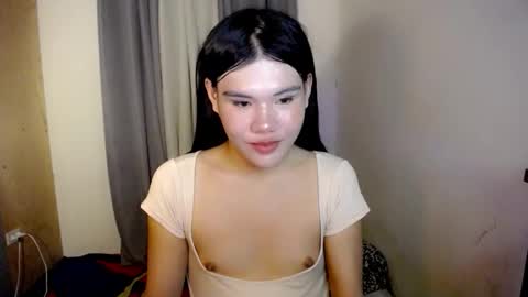 Snapshot of hotbunnyrainx chatting on 9, 3, 2026 rain online show from 9, 3, 2026