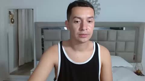 Snapshot of hotcamboysxox chatting on 15, 10, 2025 hotcamboysxox online show from 15, 10, 2025