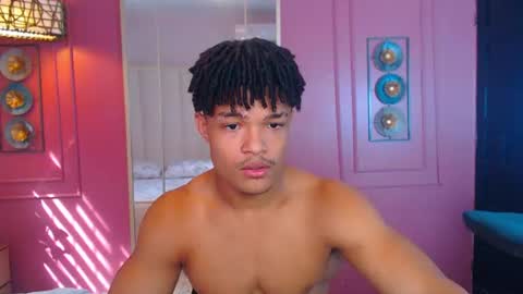 Snapshot of hotcrew_ chatting on 13, 6, 2026 Hussain aaron and Ekko online show from 13, 6, 2026