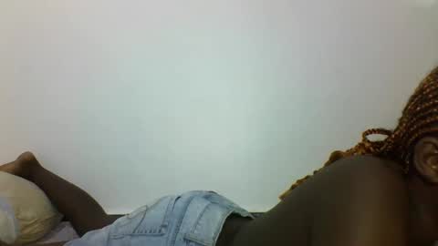 VICTORIA online show from 9, 10, 2025