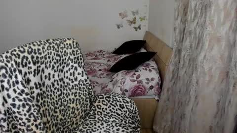 KRISS LUNA online show from 18, 12, 2025