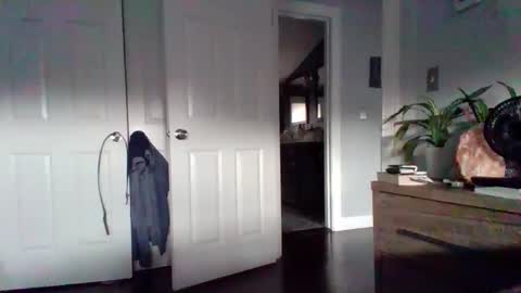 hotdog1124 online show from 5, 11, 2025