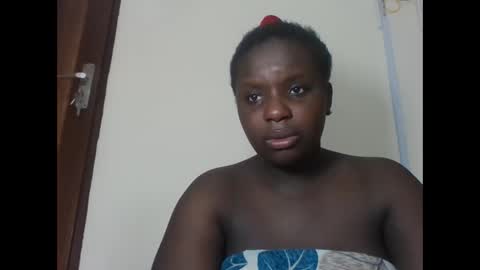 Snapshot of hotebbbyy chatting on 18, 12, 2024 EBBY online show from 18, 12, 2024