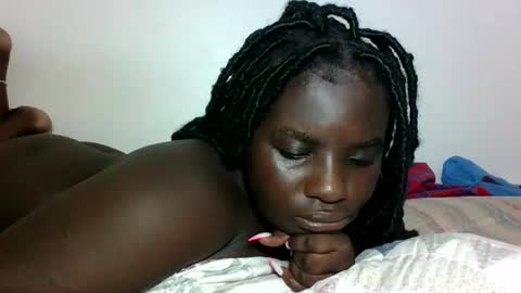 Snapshot of hotebbbyy chatting on 22, 9, 2025 EBBY online show from 22, 9, 2025