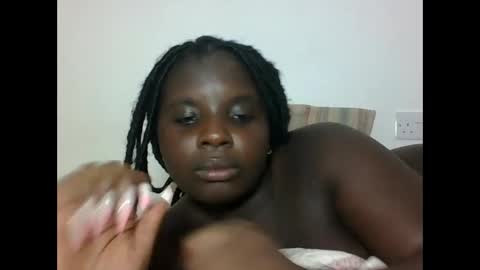 Snapshot of hotebbbyy chatting on 26, 9, 2025 EBBY online show from 26, 9, 2025
