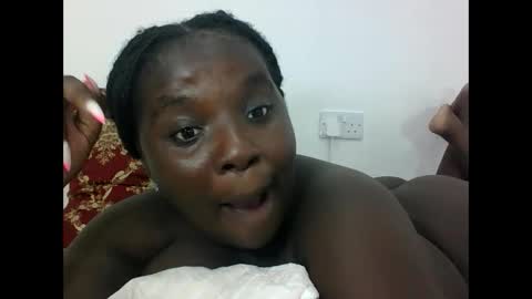 Snapshot of hotebbbyy chatting on 29, 9, 2025 EBBY online show from 29, 9, 2025