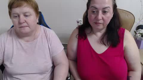 Snapshot of hotfiremommy chatting on 29, 3, 2026 LimonkaFire online show from 29, 3, 2026