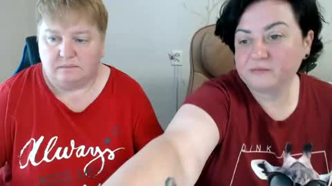 Snapshot of hotfiremommy chatting on 12, 6, 2026 LimonkaFire online show from 12, 6, 2026