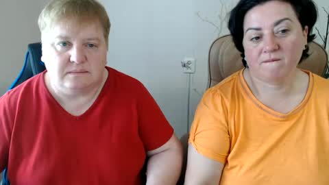 Snapshot of hotfiremommy chatting on 14, 6, 2026 LimonkaFire online show from 14, 6, 2026
