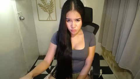 Snapshot of hotfoxxygwen69 chatting on 8, 1, 2026 GWEN online show from 8, 1, 2026