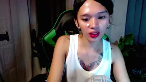 Snapshot of hotgirlronaxx chatting on 14, 12, 2025 hotgirlronaxx online show from 14, 12, 2025