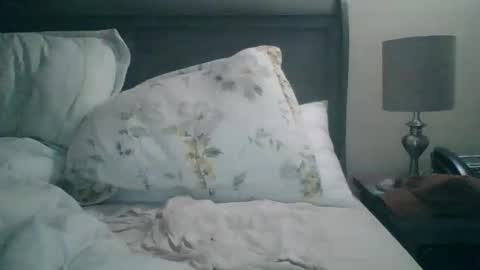 Snapshot of hotguymmmm chatting on 11, 2, 2025 hotguymmmm online show from 11, 2, 2025