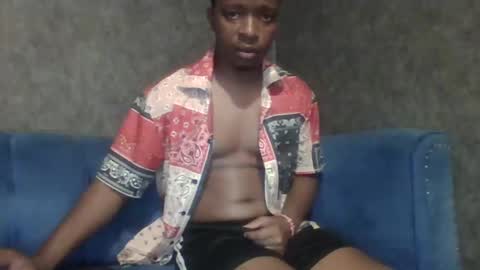 Snapshot of hotguyy001 chatting on 4, 3, 2025 hotguyy001 online show from 4, 3, 2025