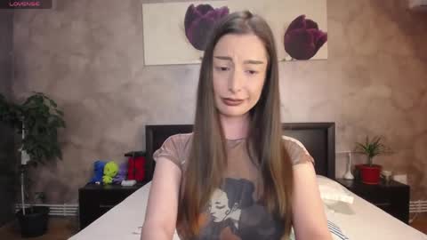 Snapshot of hotilia18 chatting on 23, 4, 2026 Lia online show from 23, 4, 2026
