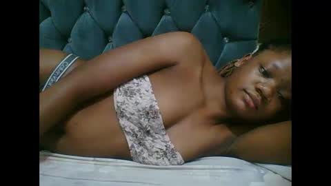 Snapshot of hotjeylee chatting on 9, 11, 2025 LOYCE online show from 9, 11, 2025