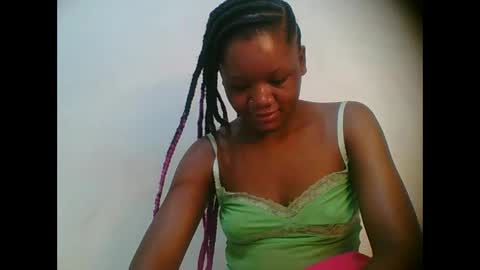 Snapshot of hotjeylee chatting on 22, 11, 2025 LOYCE online show from 22, 11, 2025