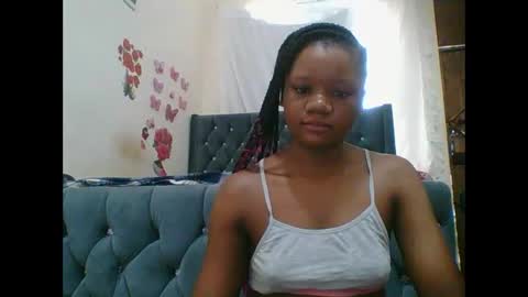 Snapshot of hotjeylee chatting on 29, 11, 2025 LOYCE online show from 29, 11, 2025