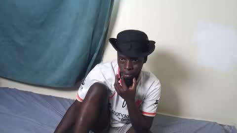 Snapshot of hotjune2t6 chatting on 20, 4, 2026 malaika online show from 20, 4, 2026