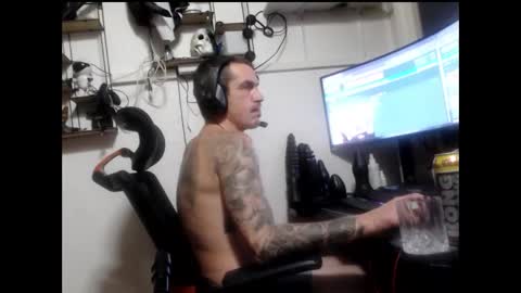 hotkinkytat online show from 1, 1, 2025