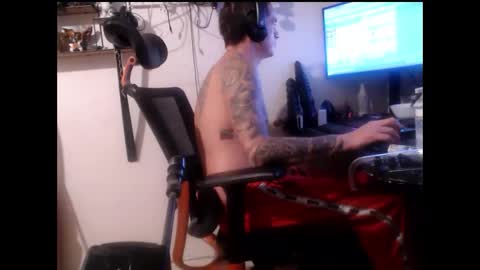 hotkinkytat online show from 12, 1, 2025